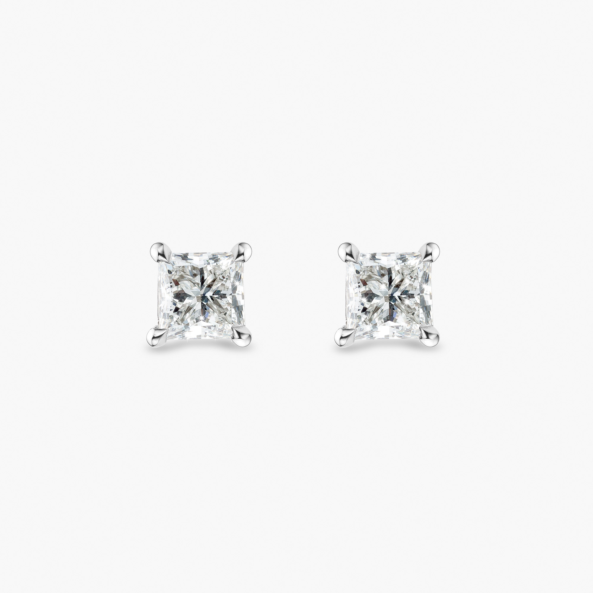 images/maison-de-greef-01-diamonds-dis2-002b02p100/dis2.002b02p100_front.jpg