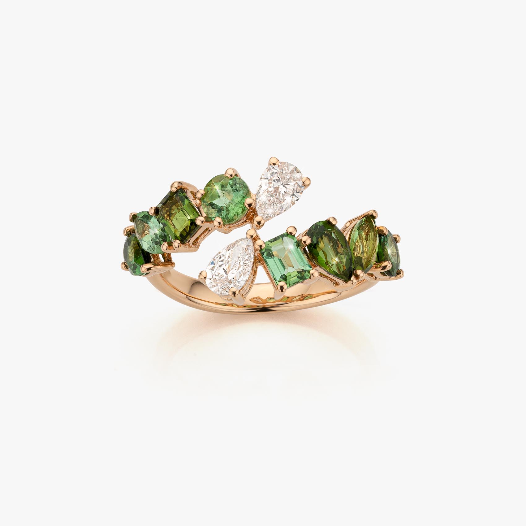 images/maison-de-greef-02-gems-2026-multishape-ms2-001ba100-603/atelier-wittmann_multishape_bague_2_or-rose_tourmaline_verte_front.jpg